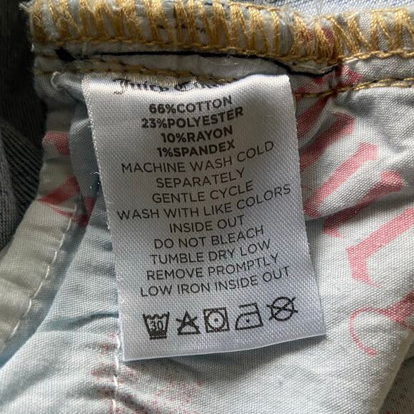 Juicy Couture Kids Mid Rise Cropped Kick Flare Jean Girls 12 Light Wash Denim - Picture 7 of 9